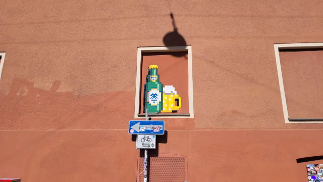 Street Art Invader an der Augustiner-Brauerei München